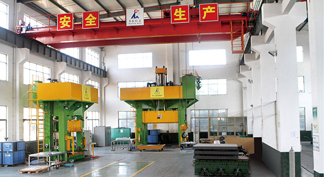800t 2000T壓機.jpg